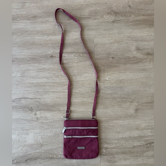 BAGGALLINI Mini Crossbody - Picture 2 of 8